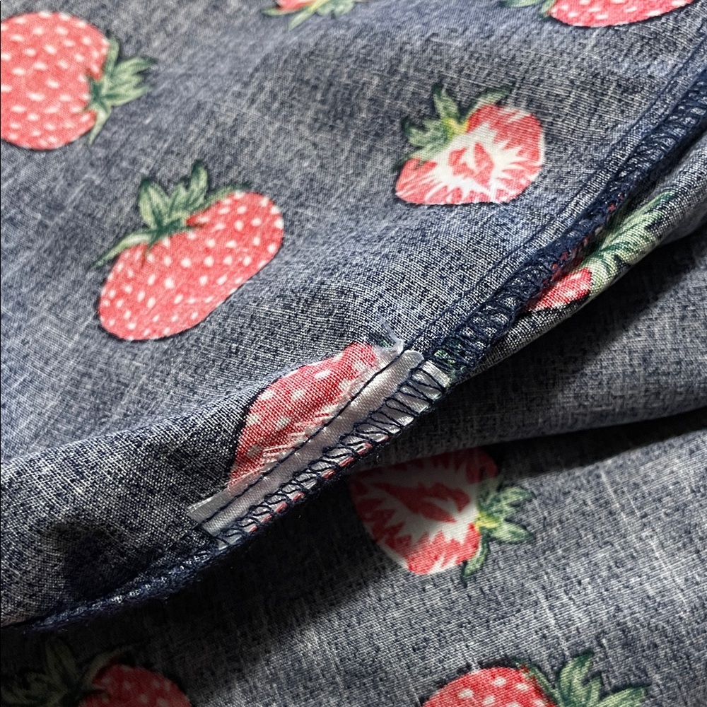 JOGAL Men's Blue Strawberry Print Casual Shirt - Picture 8 of 10